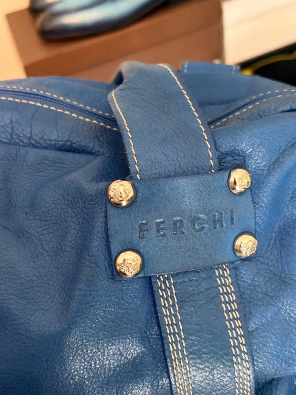 *pre-loved* Ferchi blue faux leather shoulder bag